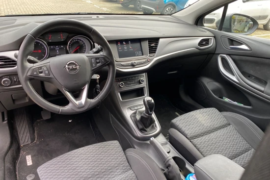 Opel Astra 1.0 Turbo 120 Jaar Edition+ | AGR-Comfortstoelen | Navigatie | Climate Control | Achteruitrijcamera | Parkeersensoren | Apple Ca