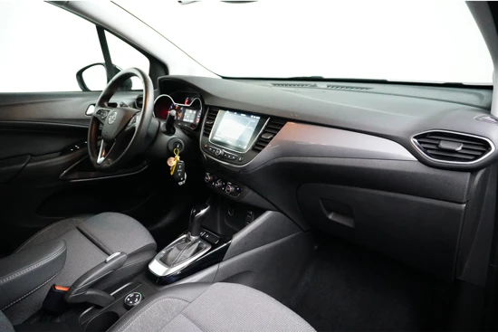 Opel Crossland 1.2 Turbo Elegance 130pk | Stuur/Stoelverwarming | Navigatie | AGR-Comfortstoel | Voorruitverwarming | Achteruitrijcamera | Clim
