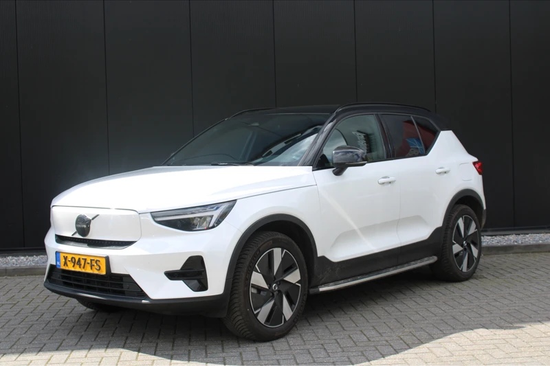 Volvo XC40 Single Motor Extended Range Plus | 19'' | Pilot assist | Camera | BLIS | Keyless