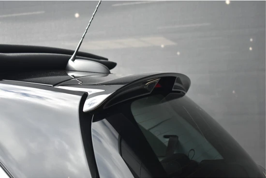 Opel ADAM 1.0 Turbo Rocks Favourite | Schuif-/Kanteldak | Navigatie by App | Stuur/Stoelverwarming | Climate Control | Parkeersensoren | 1