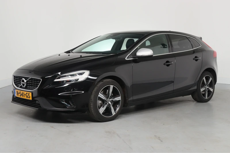 Volvo V40 1.5 T3 Polar+ Sport | Dealer Onderhouden! | R-Design | Pano | Memory Zetels | Navi | Camera | LED | Leder | Harman / Kardon | Cr