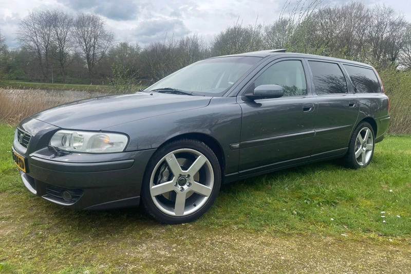 Volvo V70 2.5 R