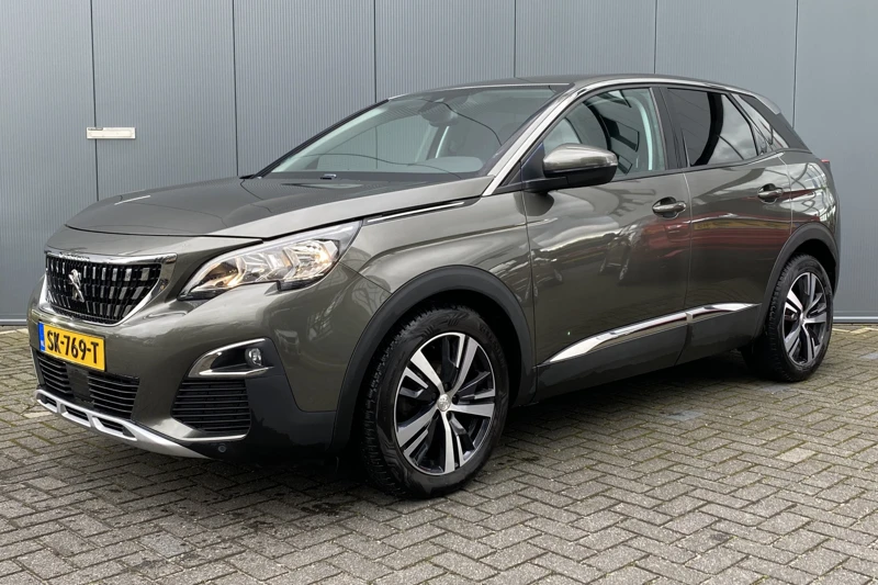 Peugeot 3008 1.2 130pk Allure | Pack Navigatie | Trekhaak | Climate controle | Camera | Cruise controle | 1e eigenaar