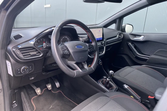 Ford Fiesta 1.0 EcoBoost 100pk ST-Line | Camera | Winterpakket | Keyless entry | Climate controle | Cruise controle | 1e eigenaar | NL-Auto