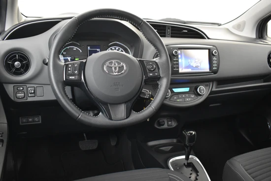 Toyota Yaris 1.5 Hybrid 74PK Active | Achteruitrijcamera | Cruise Control | Automatische Airco | Bluetooth | Afneembare Trekhaak