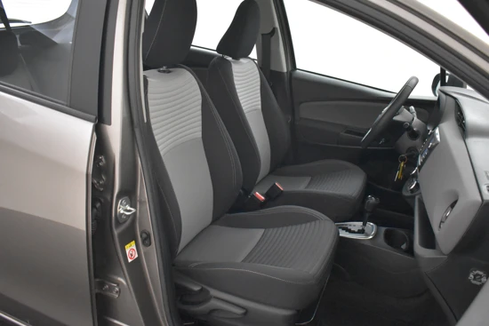 Toyota Yaris 1.5 Hybrid 74PK Active | Achteruitrijcamera | Cruise Control | Automatische Airco | Bluetooth | Afneembare Trekhaak