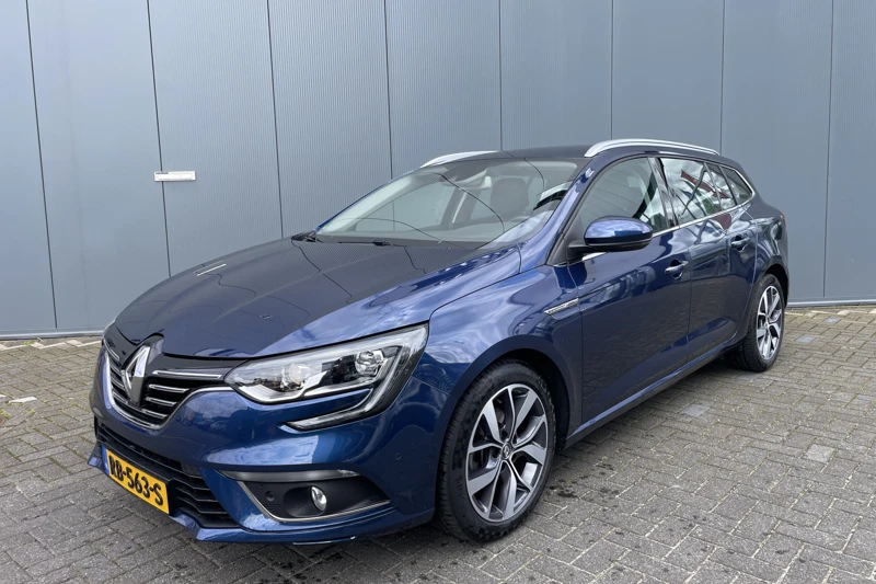 Renault Mégane 1.2 TCe 130pk Bose | Camera | Half Leder | Navigatie | Trekhaak | Voorstoelen verwarmd | 1e eigenaar