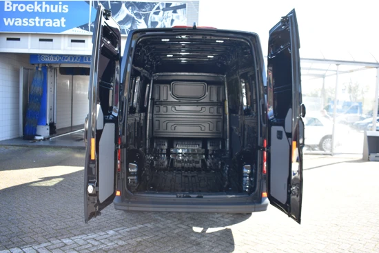 Volkswagen Crafter 30 2.0 TDI 177 pk Automaat L3H3 Exclusive