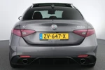 Alfa Romeo Giulia 2.0 T AWD Veloce