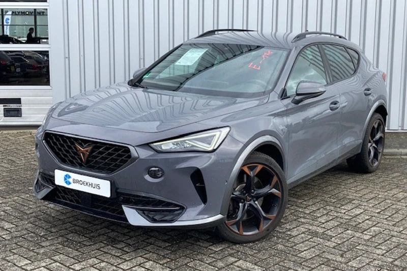 CUPRA Formentor 1.4 e-Hybrid VZ Performance 245pk | Adaptief cruise control | Navigatie | Camera achter | Led koplampen | DAB radio | Keyless |