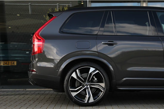 Volvo XC90 T8 Recharge AWD Ultimate Dark | Luchtvering | Bowers & Wilkins | Standkachel | Panoramadak | Getint Glass | 22 Inch