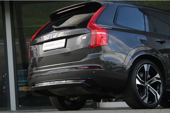 Volvo XC90 T8 Recharge AWD Ultimate Dark | Luchtvering | Bowers & Wilkins | Standkachel | Panoramadak | Getint Glass | 22 Inch