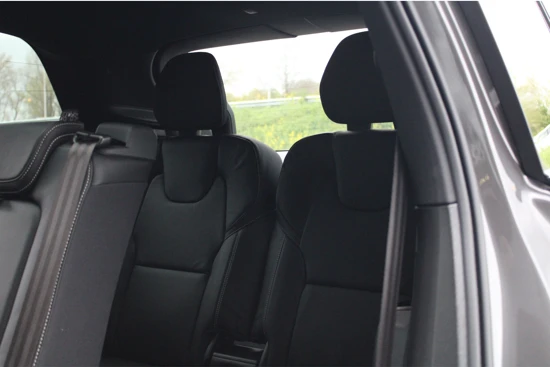 Volvo XC90 T8 Recharge AWD Ultimate Dark | Luchtvering | Bowers & Wilkins | Standkachel | Panoramadak | Getint Glass | 22 Inch