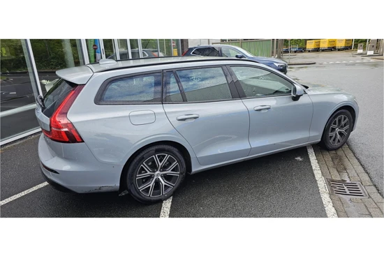 Volvo V60 2.0 B3 Essential | Android- Apple Carplay | Climaatcontrol | Parkeersensoor V+A | Camera achter