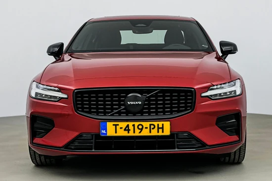 Volvo S60 2.0 B4 Plus Dark | Schuifdak | Harman Kardon | Stoelverwarming | 19" velgen