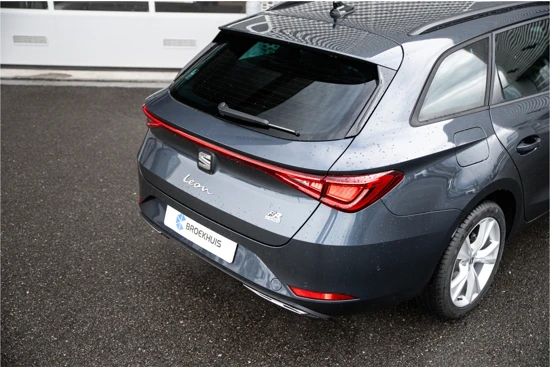 SEAT Leon Sportstourer 1.4 TSI eHybrid PHEV FR Business Intense