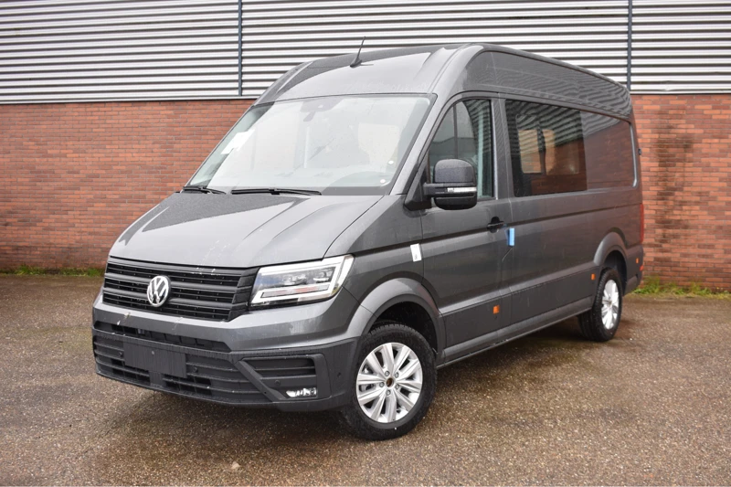 Volkswagen Crafter 35 | Exclusive | Draaibare Stoel | Led | Navigatie | Basis voor Camper