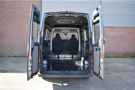 Volkswagen Crafter 2.0 177 pk TDI L3H3 Exclusive