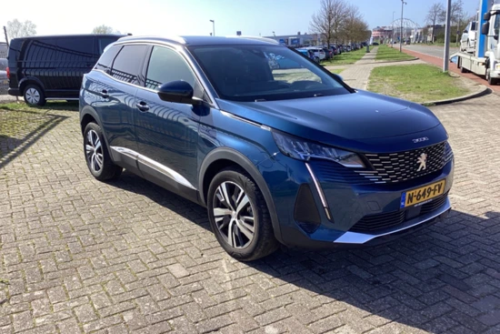 Peugeot 3008 1.2 PureTech Blue Lease Premium | Camera | Navigatie | 1/2 Leder | 18" LMV