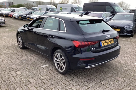 Audi A3 Sportback 30 TFSI Advanced edition | NAV | Camera | 17" LMV | Park Assist | LED | Climate C. |