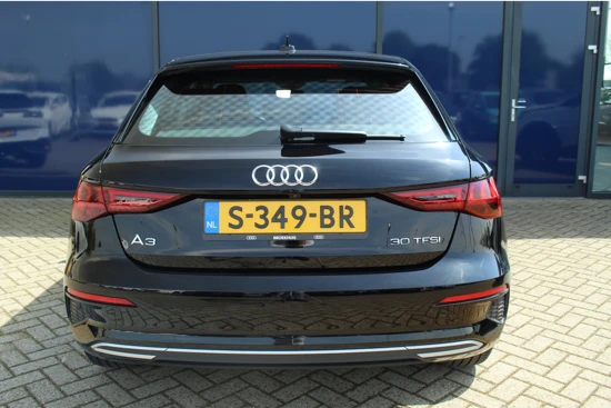 Audi A3 Sportback 30 TFSI Advanced edition | NAV | Camera | 17" LMV | Park Assist | LED | Climate C. |