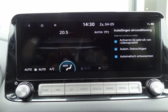 Hyundai KONA EV Fashion 64 kWh | TREKHAAK | NAVIGATIE | HEAD-UP-DISPLAY