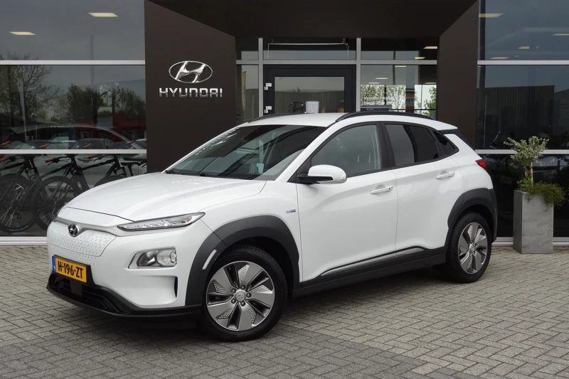 Hyundai KONA EV Fashion 64 kWh | TREKHAAK | NAVIGATIE | HEAD-UP-DISPLAY