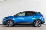 Opel Grandland X 1.2 Turbo Innovation | Leder | Trekhaak | Keyless | Camera | Stoel & Stuurverwarming | LED | Dodehoekbewaking |