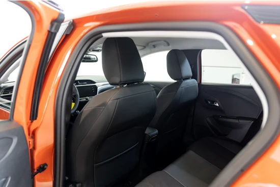 Opel Corsa 1.2 Turbo 100 PK Elegance | Navigatie | Parkeersensoren | Climate Controle | Donker Glas | Org NL Auto! |