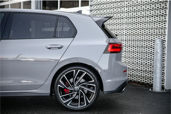 Volkswagen Golf GTI Clubsport 2.0TSI 300pk | Harman kardon | Keyless | Alarm | Verlengde garantie |