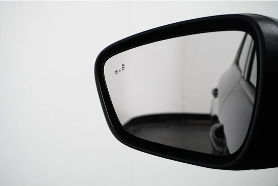 Ford Kuga 2.5 PHEV Titanium | Panoramadak | Adaptieve cruise | Camera | BLIS | Stoelverwarming