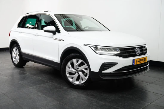 Volkswagen Tiguan 1.5 TSI 150 pk Life 7-DSG | Trekhaak wegklapbaar | Navigatie by app | Achteruitrijcamera |