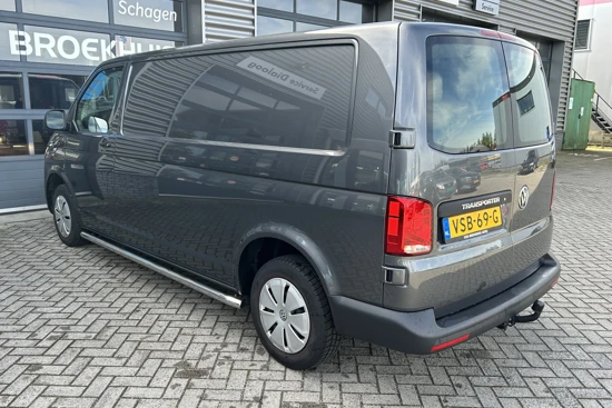 Volkswagen Transporter 2.0 TDI 110 pk L2H1 | Airco | Trekhaak | Side Bars | Laadruimte betimmering | Cruise control |