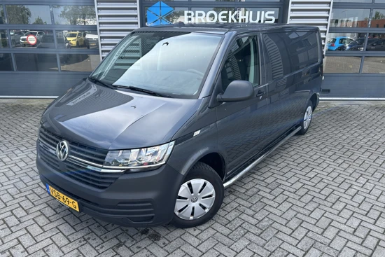 Volkswagen Transporter 2.0 TDI 110 pk L2H1 | Airco | Trekhaak | Side Bars | Laadruimte betimmering | Cruise control |