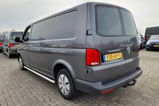 Volkswagen Transporter 2.0 TDI 110 pk L2H1 | Airco | Trekhaak | Side Bars | Laadruimte betimmering | Cruise control |