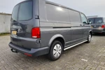 Volkswagen Transporter 2.0 TDI 110 pk L2H1 | Airco | Trekhaak | Side Bars | Laadruimte betimmering | Cruise control |