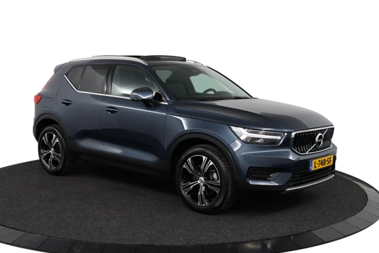 Volvo XC40 T2 Aut-8 Inscription | Schuif/kanteldak | Adaptieve Cruise Control | Stoel & stuurwielverwarming | Keyless entry | DAB+ | Apple