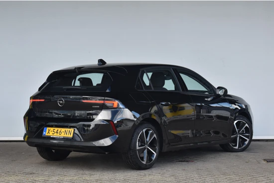 Opel Astra 1.6 Hybrid Level 2