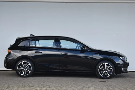 Opel Astra 1.6 Hybrid Level 2