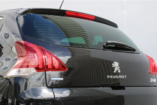 Peugeot 3008 1.2 PureTech 130PK Style | 1ste Eig. | 100% Dealeronderhouden | Panorama Dak | Trekhaak | Navigatie