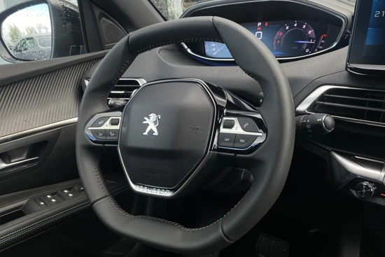 Peugeot 5008 1.2 130PK PureTech Allure Pack Business | 7-Zits | Camera | PDC V/A | ACC | Navi | Climate | Carplay