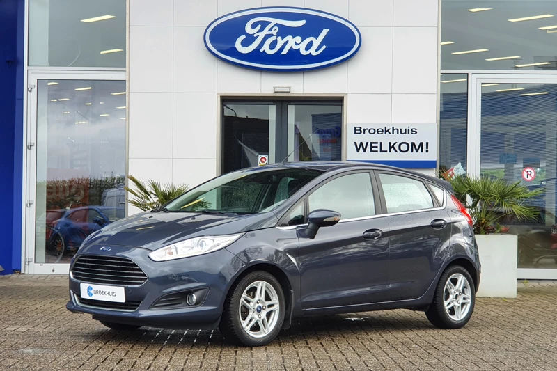 Ford Fiesta 1.0 EcoBoost Titanium | Stoelverwarming | Navigatie | Voorruitverwarming | Cruise Control