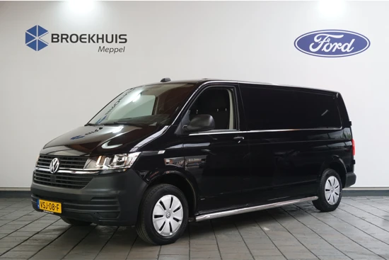 Volkswagen Transporter 2.0 TDI L2H1 28 Economy Business | Trekhaak | Cruise | Parkeersensoren | Side-Bars | 3-Persoons | Laadruimte Betimmering |