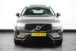 Volvo XC60 Recharge T6 AWD Plus Dark Long Range | Climate Pro Pack | 360o Camera | Panoramadak | Parkeerverwarming | Getint glas | Trekhaak