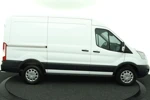 Ford Transit 350 2.0 TDCI 170pk RWD L2H2 Trend | 3500kg trekgewicht! | Navigatie | Camera | Parkeersensoren | Trekhaak |