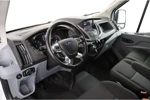 Ford Transit 350 2.0 TDCI 170pk RWD L2H2 Trend | 3500kg trekgewicht! | Navigatie | Camera | Parkeersensoren | Trekhaak |