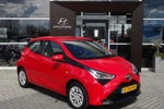 Toyota Aygo 1.0 VVT-i x-play | ACHTERUITRIJCAMERA | AIRCO | ELEKTRISCHE RAMEN | WEINING KILOMETERS!