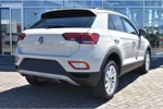 Volkswagen T-Roc 1.0 TSI 110 6MT Life Edition