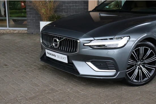 Volvo V60 T8 AWD Recharge Inscription | Bowers & Wilkins | 360° Camera | Adaptieve Cruise Control | Stoelverwarming voor+achter | Standkac