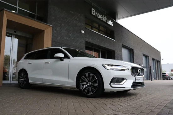 Volvo V60 T6 AWD Recharge Inscription | Trekhaak | Schuifdak | 360° Camera | Harman Kardon | Head-Up Display | Stoel en Stuurwielverwarmin